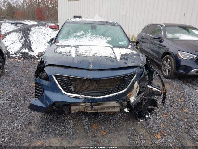 Cadillac XT4 Luxury Image 5