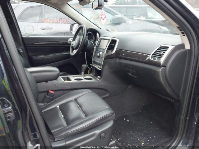 Jeep Grand Cherokee Laredo Image 2