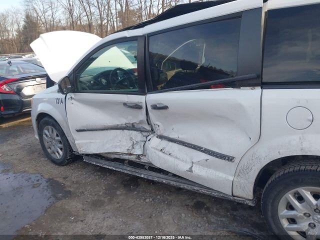 Ram Cargo Tradesman Image 8