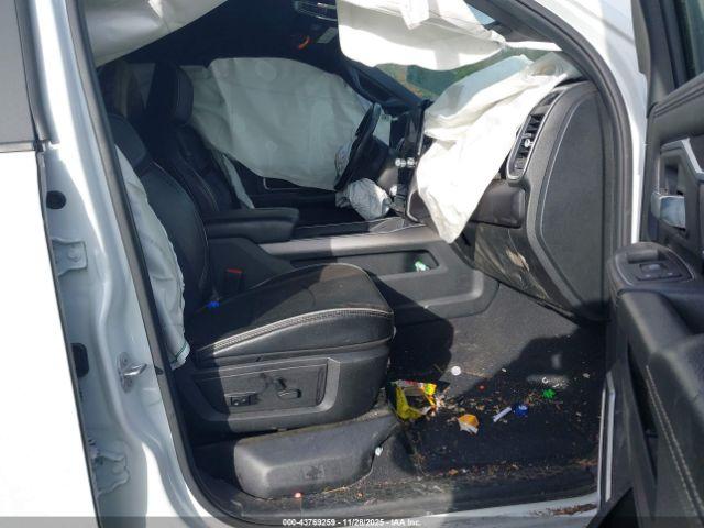 Ram 2500 Laramie  4x4 6'4 Box Image 4