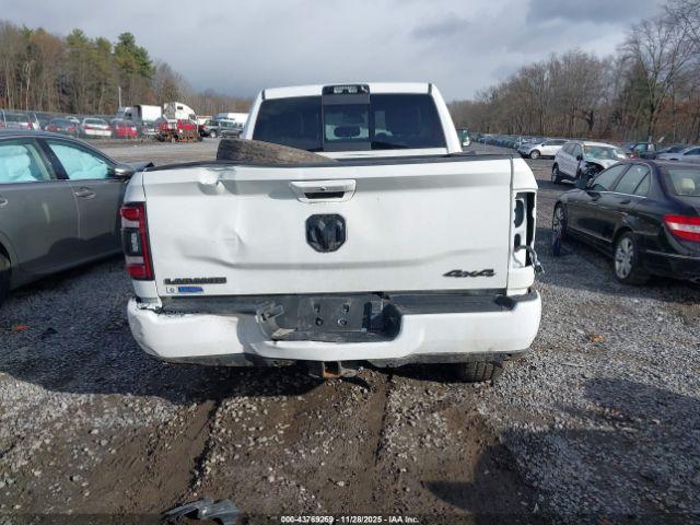 Ram 2500 Laramie  4x4 6'4 Box Image 13