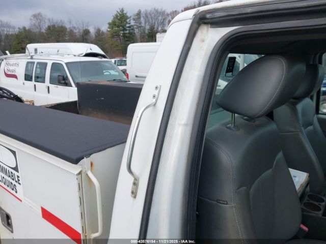 Ford F-350 Xl Image 16