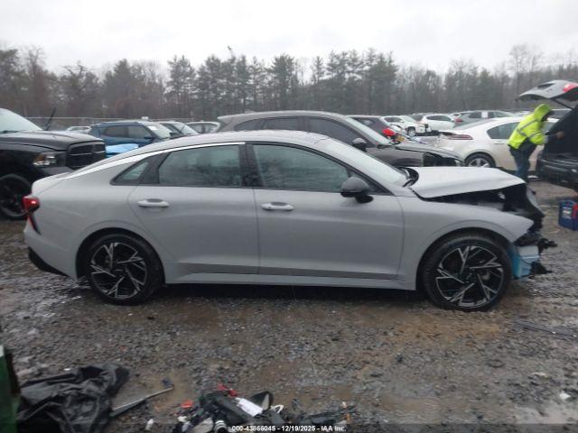 Kia K5 Gt-line Image 16