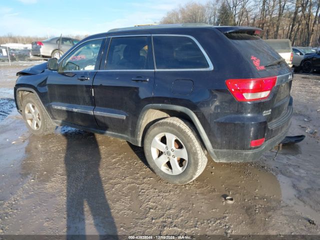 Jeep Grand Cherokee Laredo Image 3
