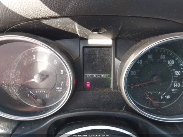 Jeep Grand Cherokee Laredo Image 12