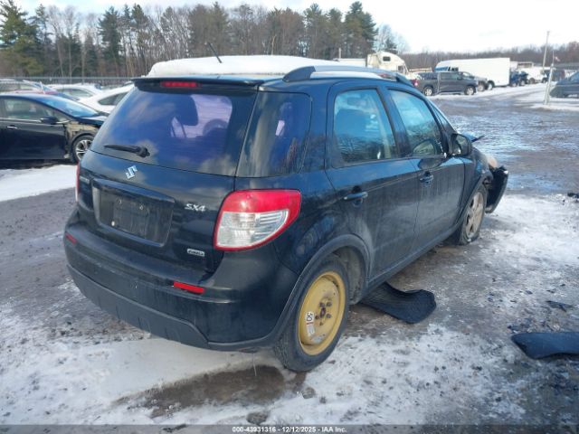 Suzuki SX4 Touring Image 11