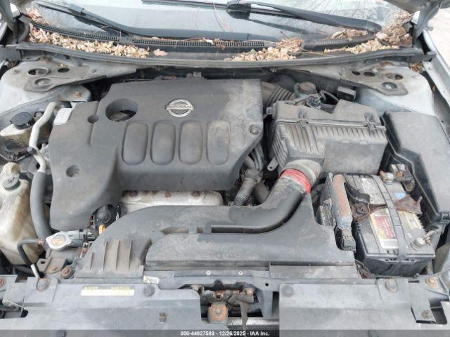 Nissan Altima 2.5 S Image 3