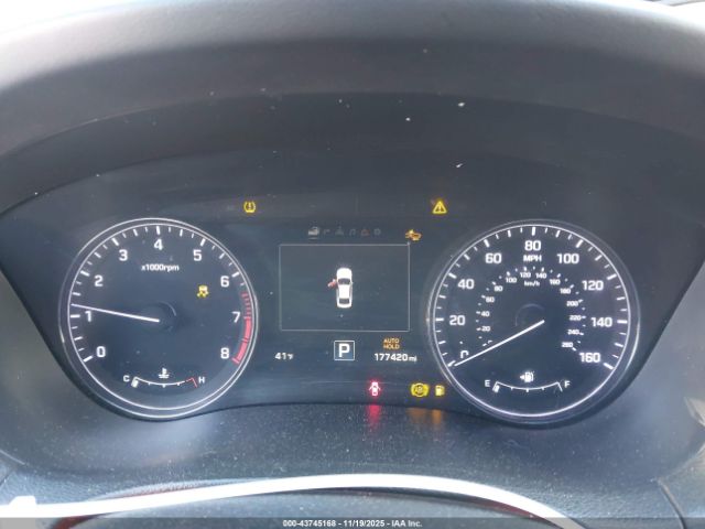 Hyundai Genesis 3.8 Image 14