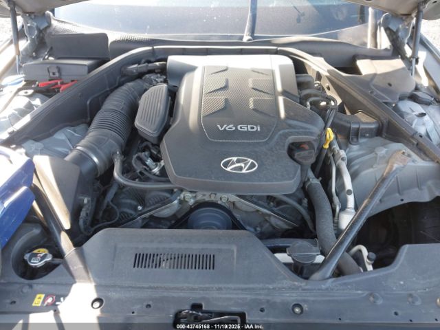 Hyundai Genesis 3.8 Image 13