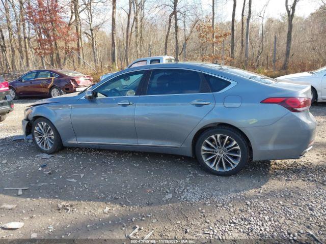 Hyundai Genesis 3.8 Image 12