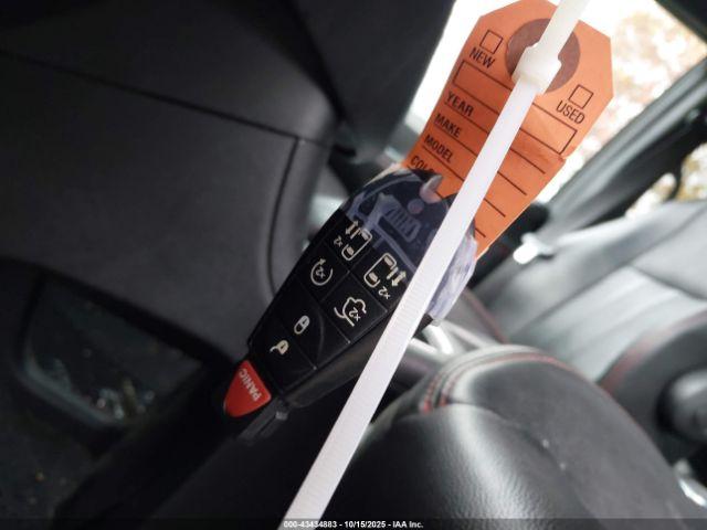 Dodge Grand Caravan Image 5