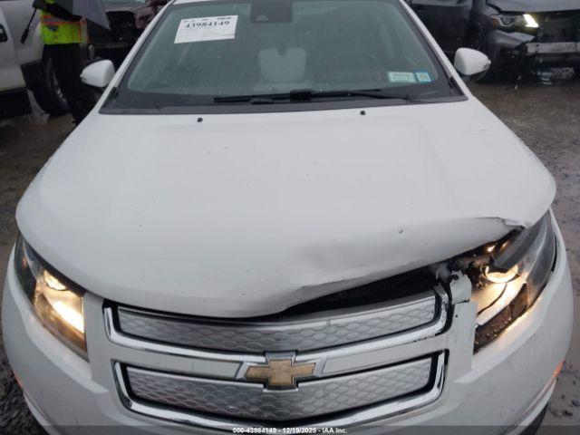 Chevrolet Volt Image 8