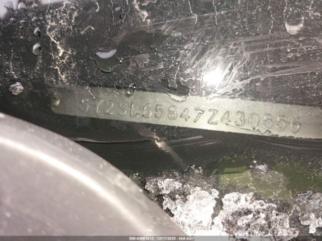 Pontiac Vibe Image 7