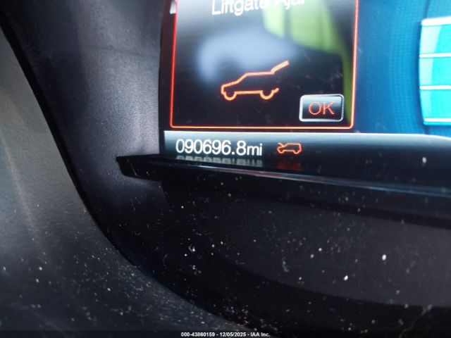 Ford Explorer Xlt Image 3