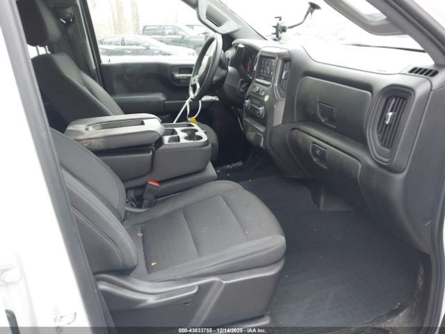 Chevrolet Silverado 1500 4wd  Short Bed Custom Image 2