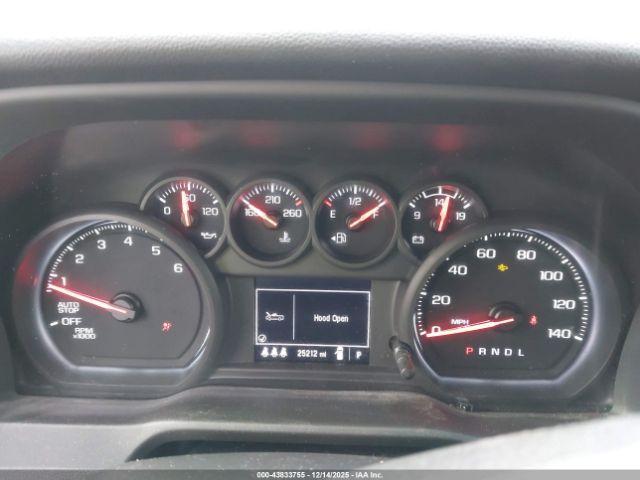 Chevrolet Silverado 1500 4wd  Short Bed Custom Image 7