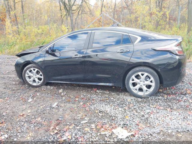 Chevrolet Volt Premier Image 12