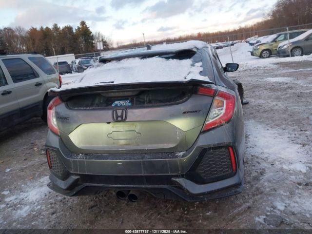 Honda Civic Sport Image 9