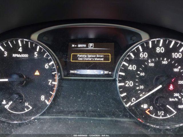 Nissan Pathfinder Platinum Image 11