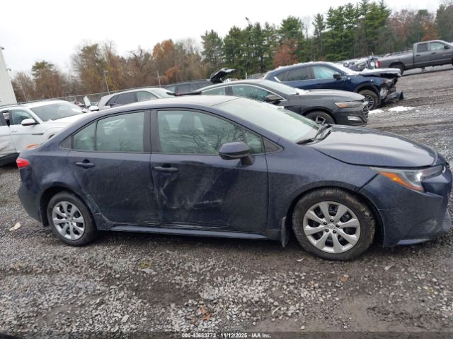 Toyota Corolla Le Image 2