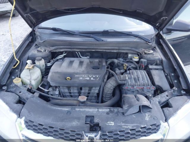 Dodge Avenger Se Image 11