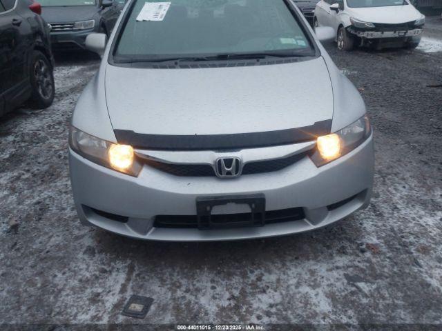 Honda Civic Lx Image 7