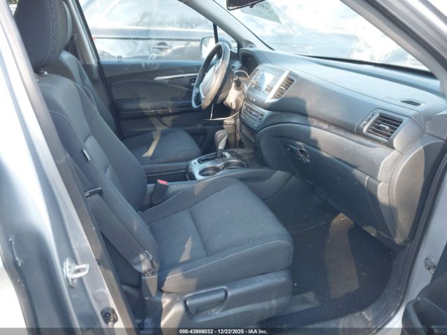 Honda Ridgeline Rt Image 10