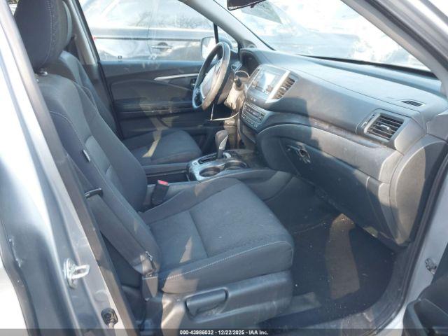 Honda Ridgeline Rt Image 10