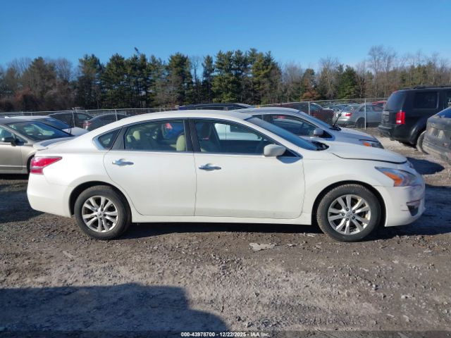 Nissan Altima 2.5 S Image 14