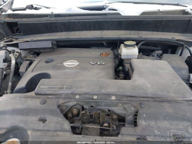 Nissan Pathfinder Sv Image 7