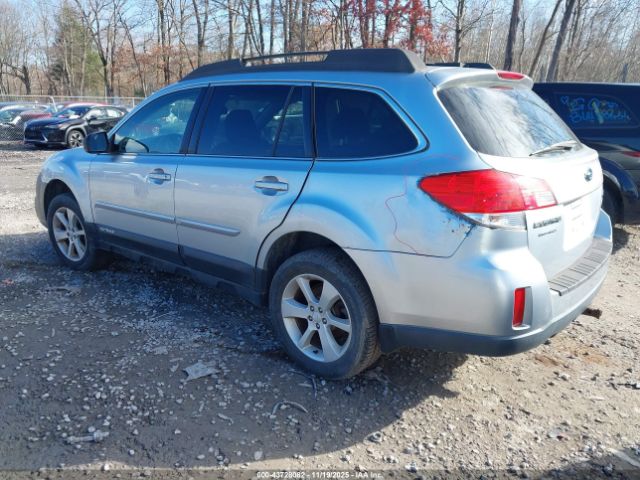 Subaru Outback 2.5i Premium Image 2