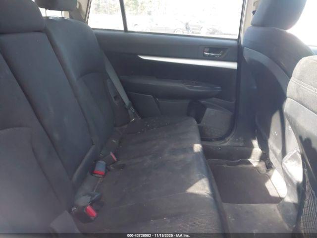 Subaru Outback 2.5i Premium Image 10