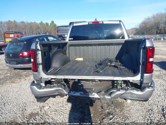 Ram 1500 Tradesman  4x4 5'7 Box Image 10