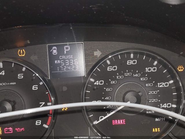 Subaru Outback 2.5i Limited Image 2