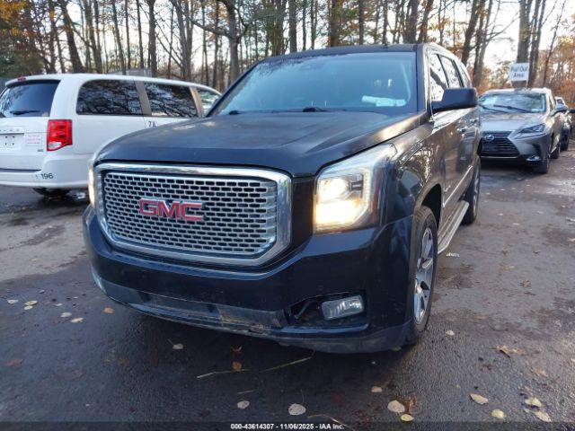 GMC Yukon Denali Image 5
