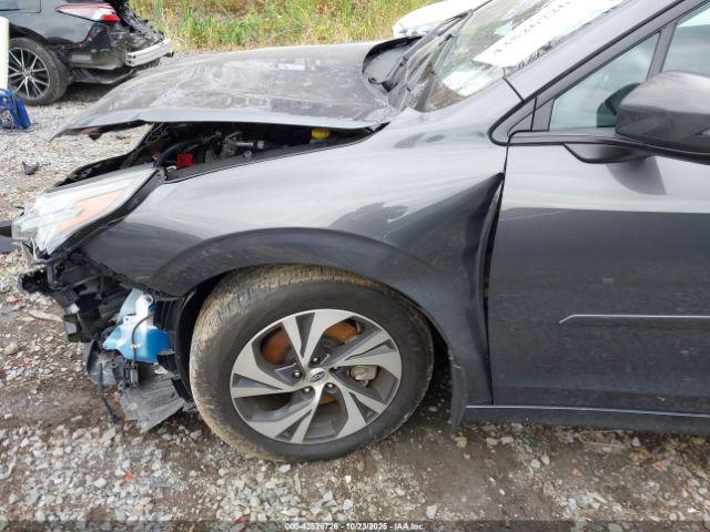 Subaru Legacy Premium Image 3