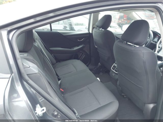 Subaru Legacy Premium Image 10