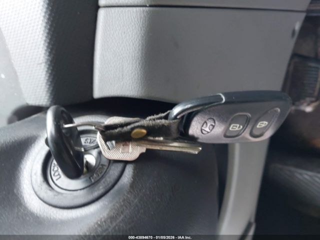 Hyundai ACCENT Se Image 10