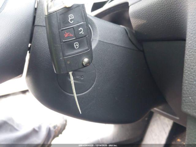 Volkswagen Golf Image 6