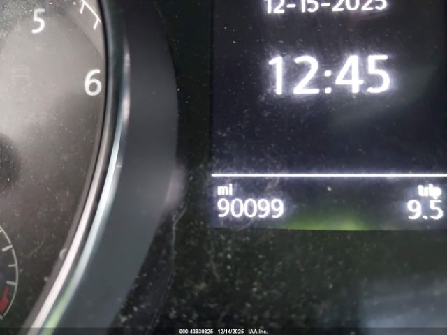 Volkswagen Golf Image 14