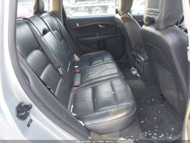 Volvo XC70 3.2 Image 5