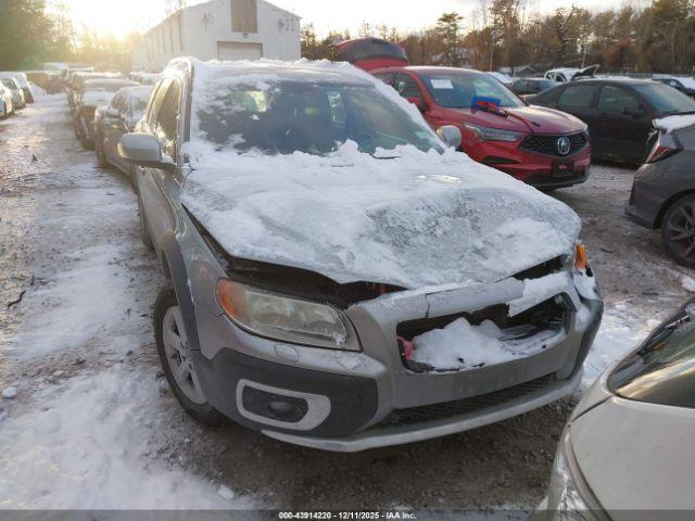 Volvo XC70 3.2 Image 16