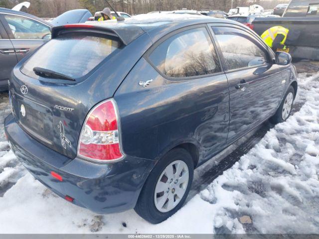 Hyundai ACCENT Gs Image 4