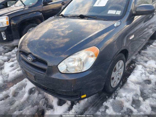 Hyundai ACCENT Gs Image 3