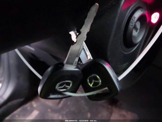 Mazda Mazda3 I Sport Image 7