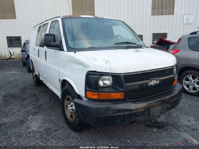 Chevrolet Express Image 5