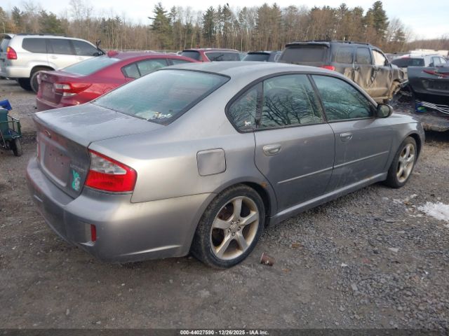 Subaru Legacy 2.5i Image 9