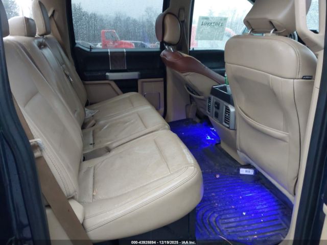 Ford F-250 Lariat Image 14