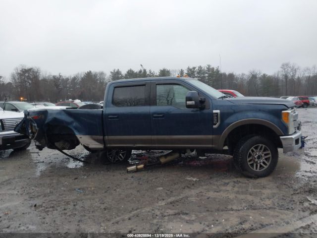Ford F-250 Lariat Image 12