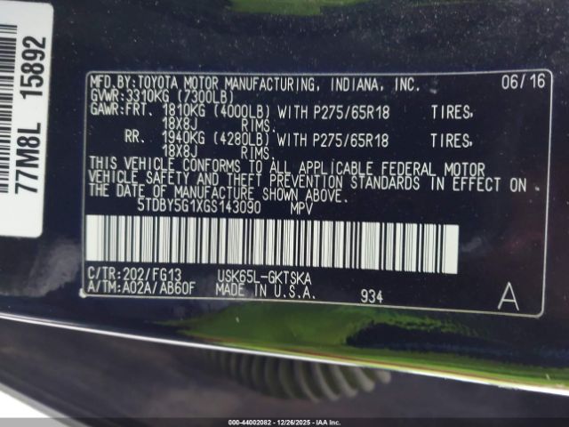 Toyota Sequoia Sr5 5.7l V8 Image 11